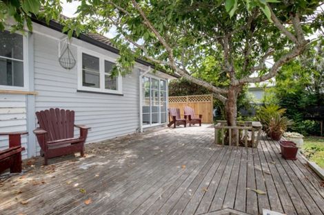 Photo of property in 30 Pipiroa Road, Ngatea, 3503