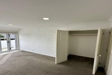 Photo of property in 2/13 Markham Place, Bucklands Beach, Auckland, 2012