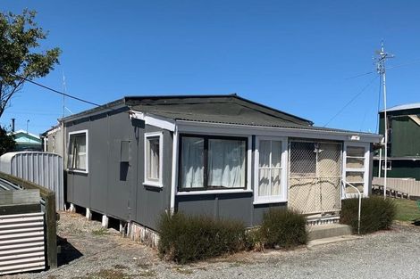 Photo of property in 38 Armstrong Avenue, Carterton, 5713