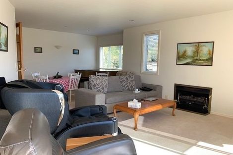 Photo of property in 2/24 Rangitoto Terrace, Milford, Auckland, 0620