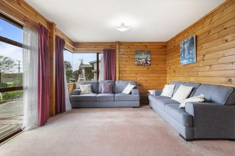 Photo of property in 2/96 Verbena Road, Birkdale, Auckland, 0626