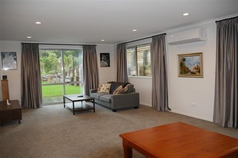 Photo of property in 12 Tieke Place, Horahora, Whangarei, 0110