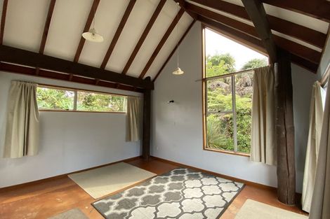 Photo of property in 33 Reynolds Place, Torbay, Auckland, 0630