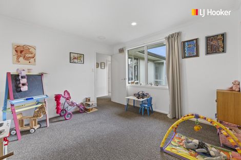 Photo of property in 37 Duxford Crescent, Fairfield, Dunedin, 9018