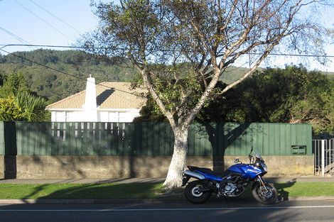 Photo of property in 141 Stokes Valley Road, Stokes Valley, Lower Hutt, 5019