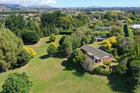 Photo of property in 32 Railway Terrace, Ohau, Levin, 5570