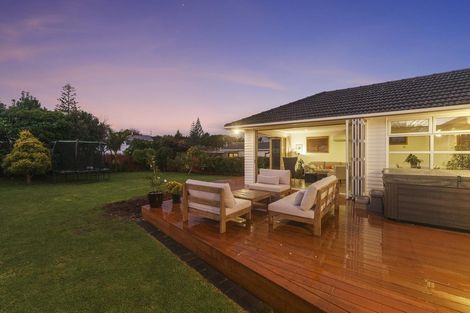 Photo of property in 36 Totara Road, Te Atatu Peninsula, Auckland, 0610