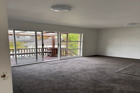 Photo of property in 1/7 Dakota Avenue, Beach Haven, Auckland, 0626
