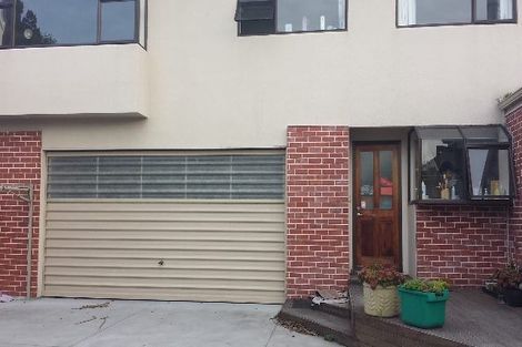 Photo of property in 4 Oakfield Street, Burnside, Christchurch, 8053