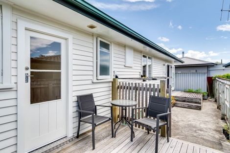 Photo of property in 5 Otatara Road, Taradale, Napier, 4112