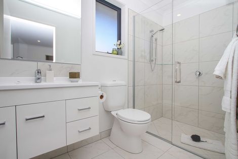 Photo of property in 22 Nellie Drive, Kumeu, 0810