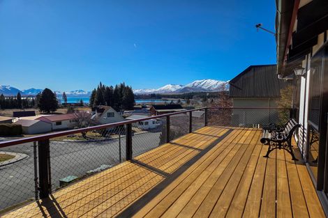 Photo of property in 10 Hamilton Drive, Lake Tekapo, 7999