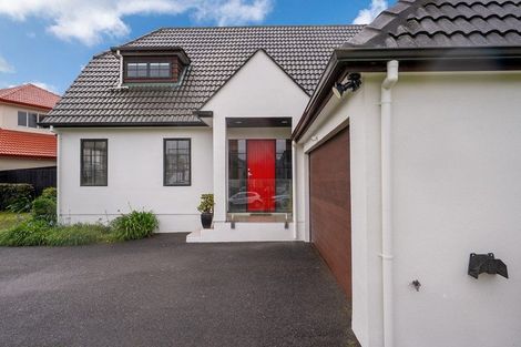 Photo of property in 4 Opal Close, Rosedale, Auckland, 0632