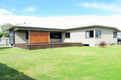 Photo of property in 1 Jellicoe Avenue, Wairoa, 4108
