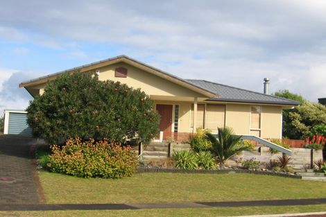 Photo of property in 9 Winderton Way, Pauanui, Hikuai, 3579