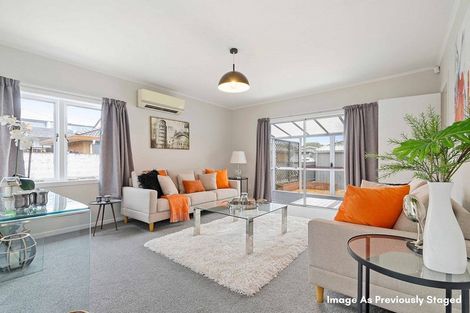 Photo of property in 9 Menary Street, Papakura, 2110