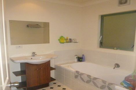 Photo of property in 9a Gavaskar Place, Khandallah, Wellington, 6035