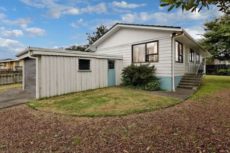 Photo of property in 11 Armada Drive, Ranui, Auckland, 0612