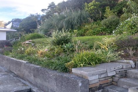 Photo of property in 32 Arapiko Street, Johnsonville, Wellington, 6037