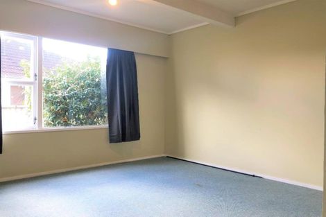 Photo of property in 42 Durham Street, Te Atatu Peninsula, Auckland, 0610