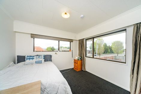 Photo of property in 417 College Street, Hokowhitu, Palmerston North, 4410