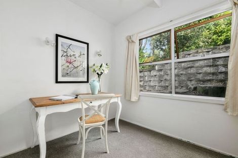 Photo of property in 12 Nor'east Drive, Northcross, Auckland, 0632