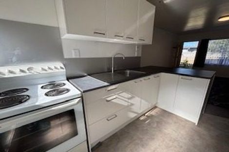 Photo of property in 2/23 Alcock Street, Mount Wellington, Auckland, 1060