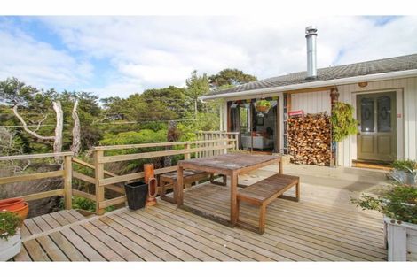 Photo of property in 2/39 Brunton Place, Glenfield, Auckland, 0629