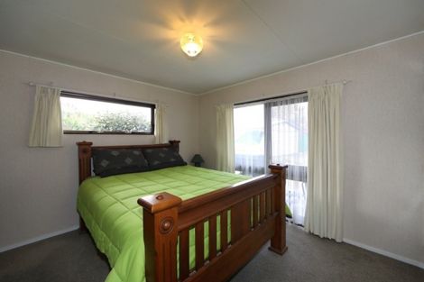 Photo of property in 194 Flaxmere Avenue, Flaxmere, Hastings, 4120