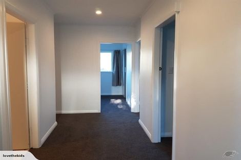Photo of property in 69 Moorefield Road, Johnsonville, Wellington, 6037