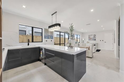 Photo of property in 109 Valderama Drive, Flat Bush, Auckland, 2019