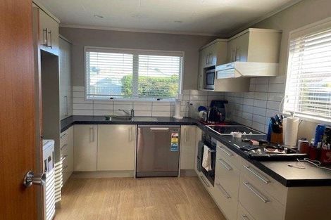 Photo of property in 15a Murphy Road, Taradale, Napier, 4112