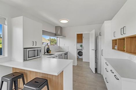 Photo of property in 102 Veitches Road, Casebrook, Christchurch, 8051