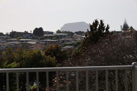 Photo of property in 37 Smiths Road, Matua, Tauranga, 3110