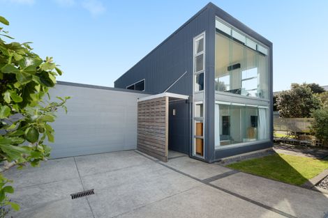 Photo of property in 1340 Papamoa Beach Road, Papamoa Beach, Papamoa, 3118