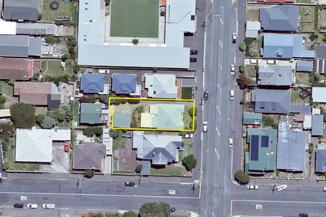 Photo of property in 52 Freyberg Street, Lyall Bay, Wellington, 6022
