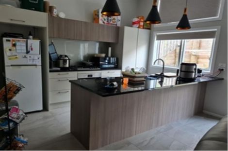 Photo of property in 9 Madeira Close, Whitby, Porirua, 5024