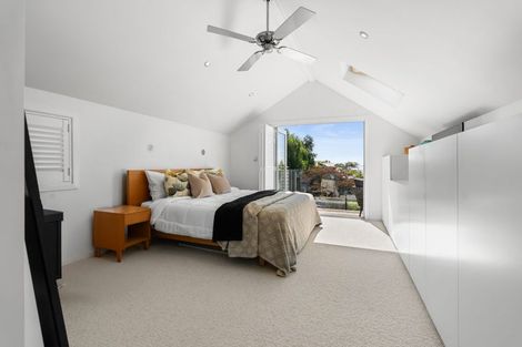 Photo of property in 31 Church Street, Northcote Point, Auckland, 0627