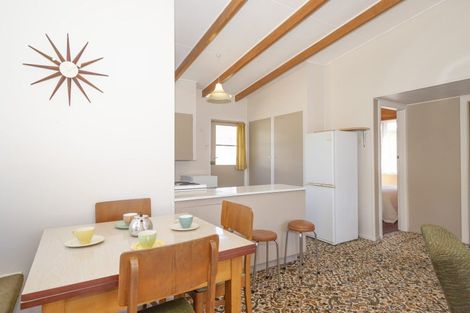 Photo of property in 44 Centennial Avenue, Arrowtown, 9302