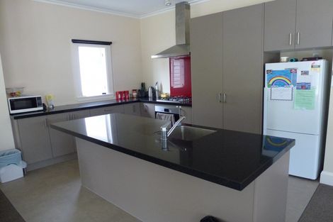 Photo of property in 23 Milverton Avenue, Hokowhitu, Palmerston North, 4410