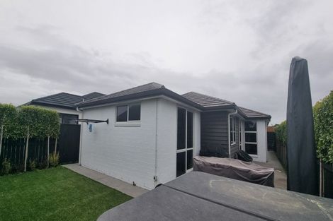 Photo of property in 17 Pimelea Street, Papamoa Beach, Papamoa, 3118