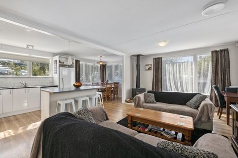 Photo of property in 39 Blueberry Grove, Timberlea, Upper Hutt, 5018