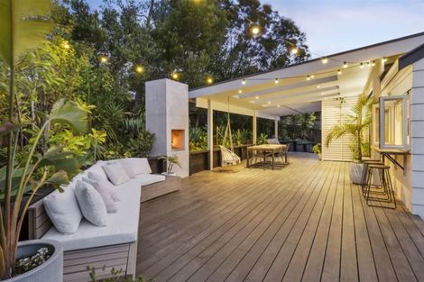 Photo of property in 2 Redwing Street, Browns Bay, Auckland, 0630