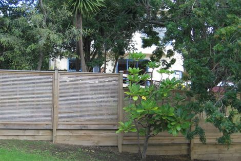 Photo of property in 14 Glenelg Road, Red Beach, 0932