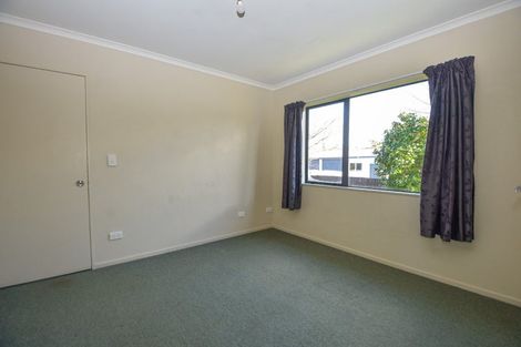 Photo of property in 74 Kent Street, Carterton, 5713