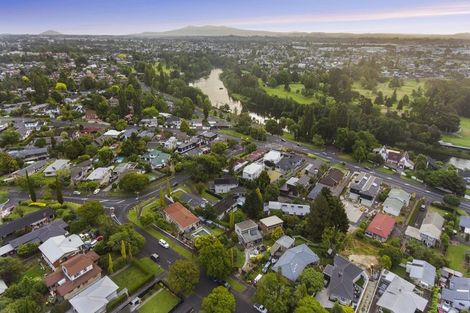 Photo of property in 25 Queenwood Avenue, Queenwood, Hamilton, 3210