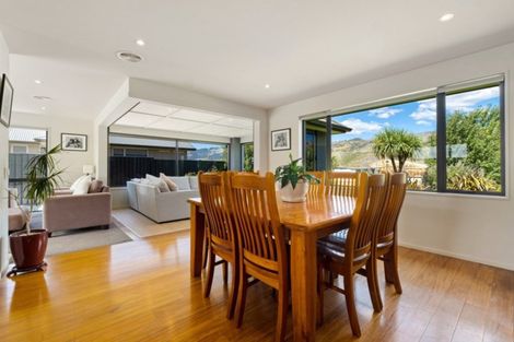 Photo of property in 21 De Bettencor Place, Mount Pisa, Cromwell, 9383