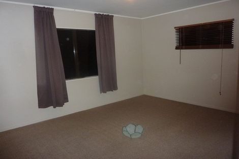 Photo of property in 2/6 Esperanto Road, Papatoetoe, Auckland, 2025