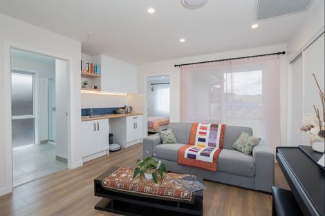 Photo of property in 9 Poroporo Way, Wharewaka, Taupo, 3330