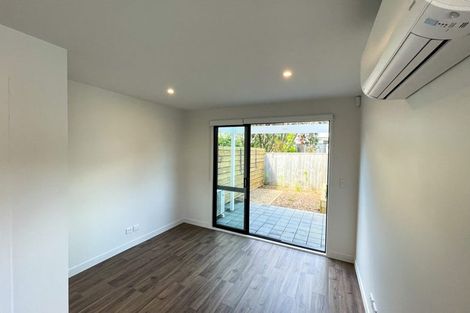 Photo of property in 19 Whanui Place, Mangere Bridge, Auckland, 2022